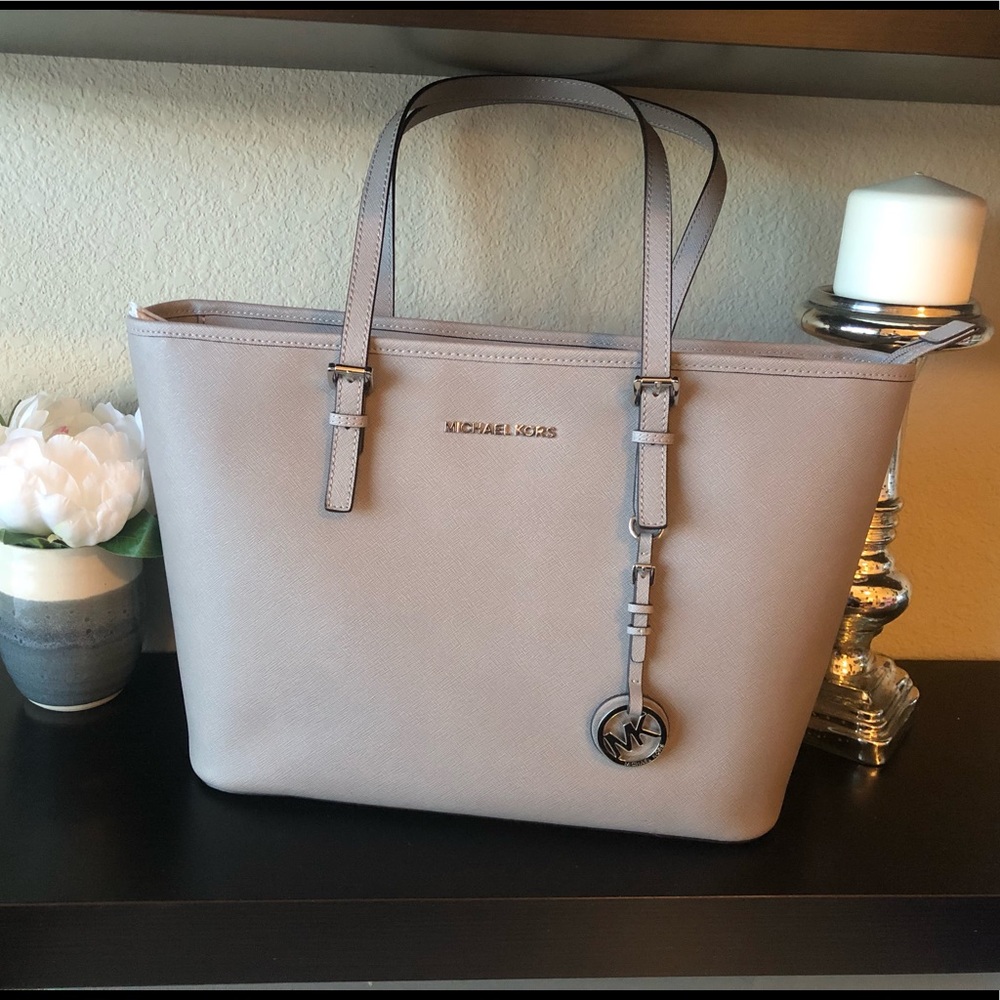 SOLD: NWOT Michael Kors Small Jet Set Travel Tote